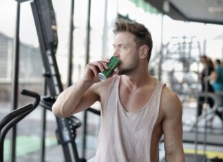 Energiaital és a kóla káros hatásai Energiaital és a kóla káros hatásai